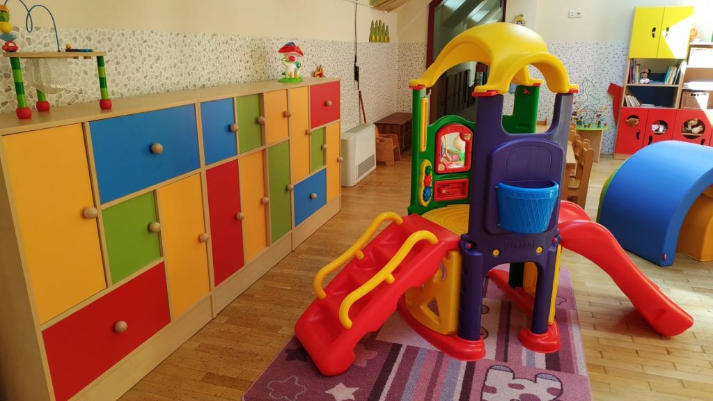 Sárkányvár Családi Játéktár