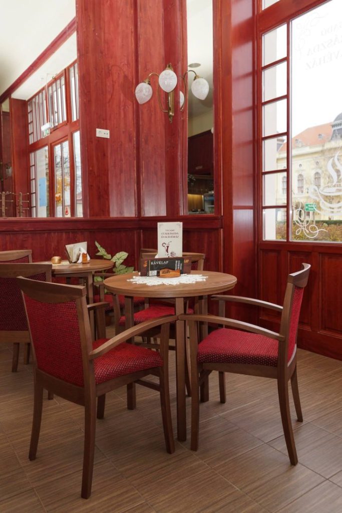 Vigadó Cukrászda és Kávéház