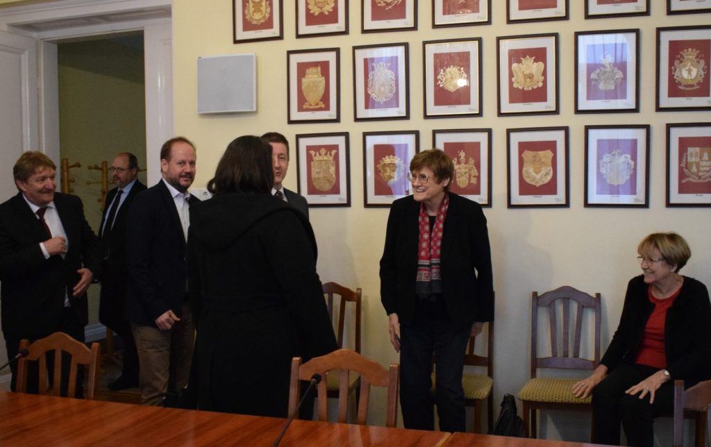 Karikó Katalin adta át a Kisújszállás Kutatója ösztöndíjat