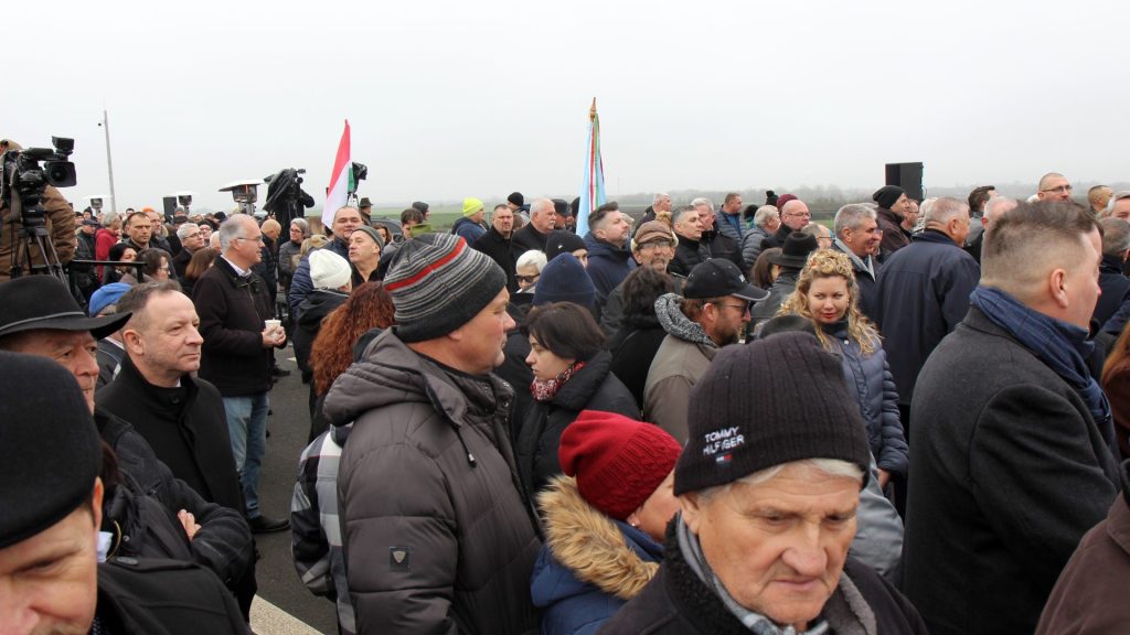 Kisújtól gyorsforgalmin az óceánig